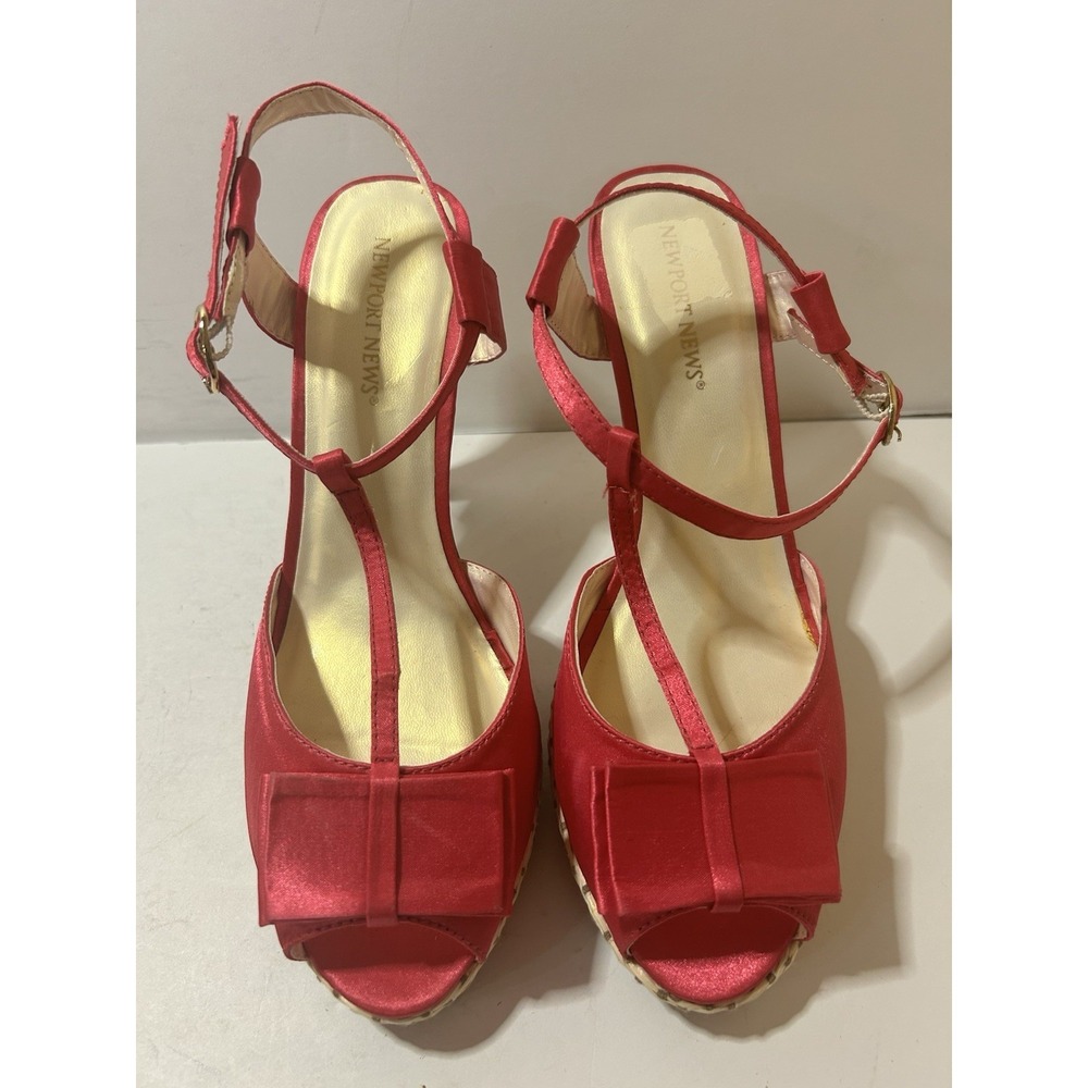 Newport News Hot Pink Satin Bowtie And Wicker Strappy High Heels Size 9.5M NEW